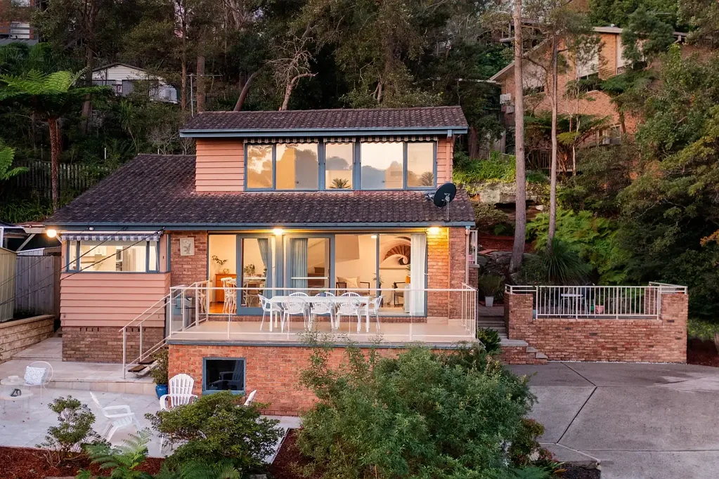 33 Brushwood Place, Hornsby, NSW 2077