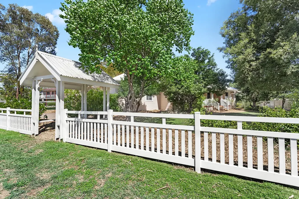 Dalby 4房  A Rare Opportunity in an Exclusive, Tightly Held Location