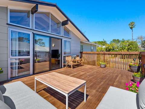 Helensville 3部屋 Stylish, Spacious & Perfect for Entertaining