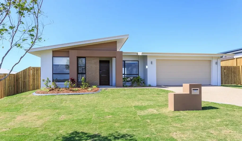 4 Bedroom 2 Bathroom Home in Hidden Valley