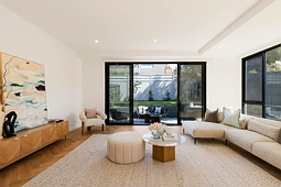 26 Champion Street, Doncaster East