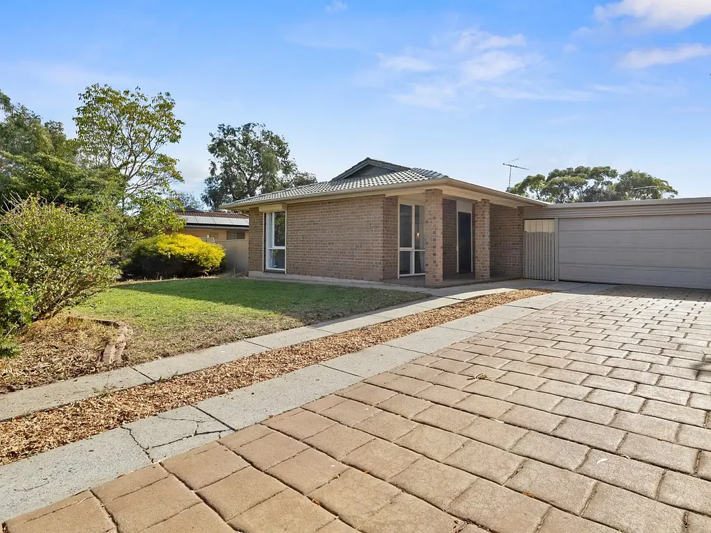 Morphett Vale 3Moenga Beautifully Updated & Exceptionally Presented - Move-In Ready 3 Bedroom 1 Bathroom Home with Outstanding Shedding!