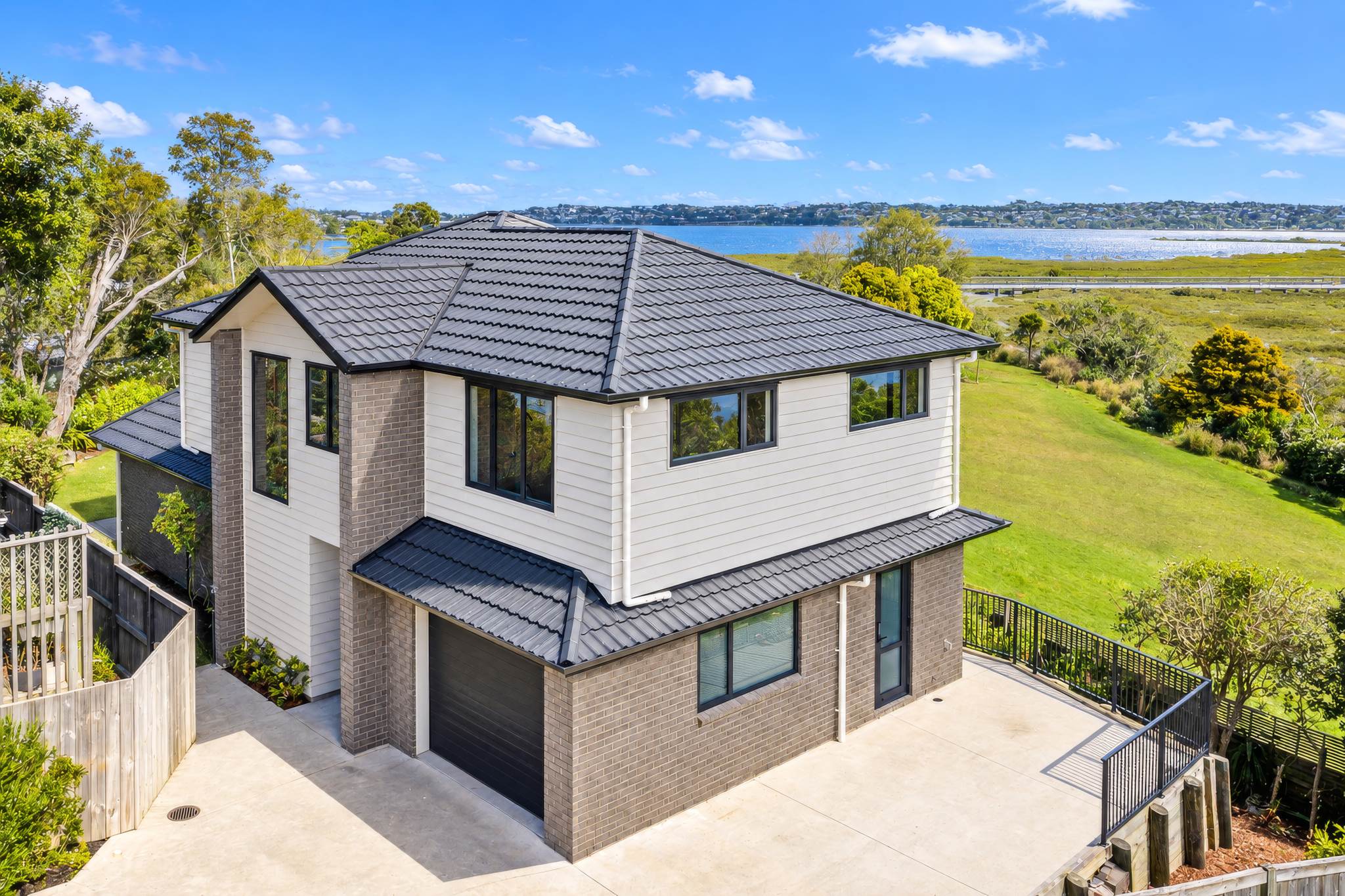 50a Philomel Crescent, Bayswater, photo 1