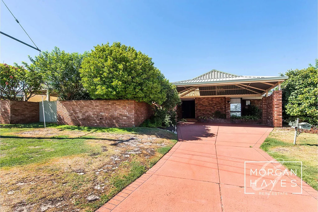 FAMILY HOME IN GREAT LOCATION!