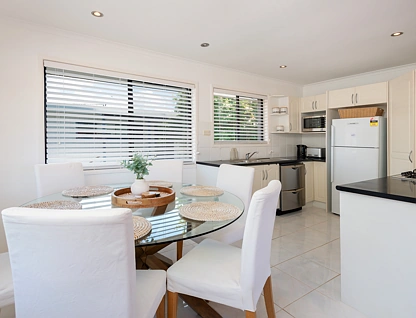 46 Nalkari Street, Coombabah, QLD 4216, 3房, 2浴, House