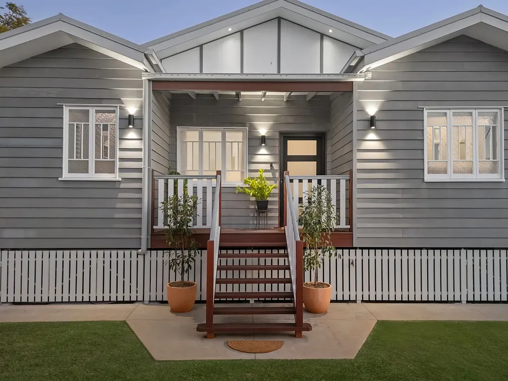 181 Glebe Road, Silkstone, QLD 4304