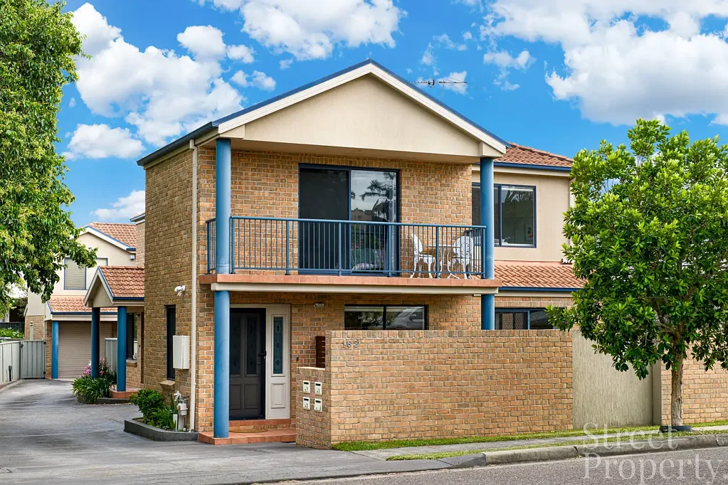 1/162 Teralba Road, Adamstown, NSW 2289