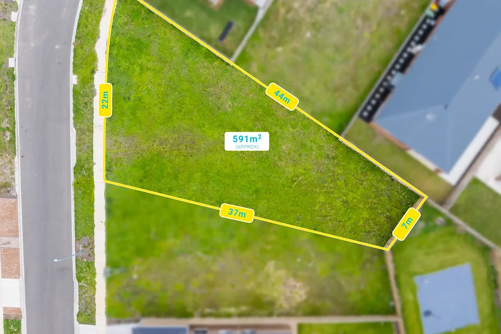 Indented Head Unique Vacant Block Ideal for Custom Home