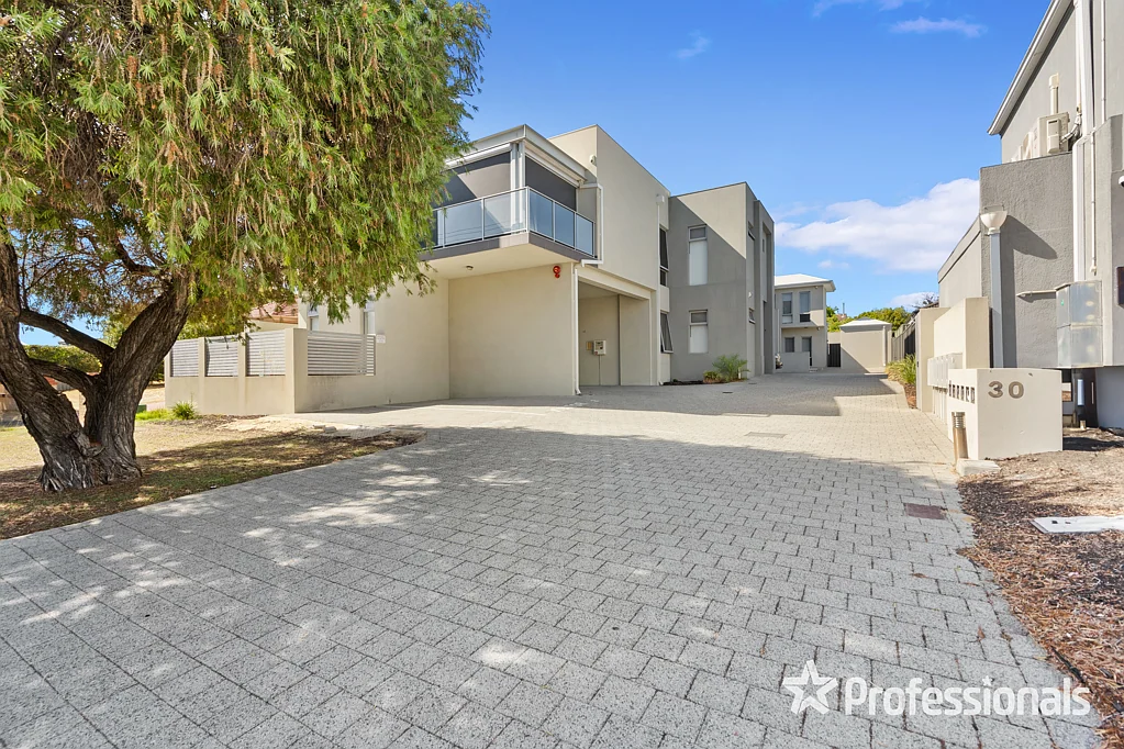 3/30 Culloton Crescent, Balga, WA 6061