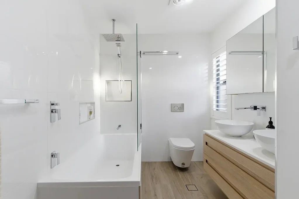 Clear Island Waters 3Habitaciones LUXURY RENOVATED TOWNHOUSE IN ONE OF GOLD COAST'S MOST CENTRAL & SOUGHT AFTER LOCATIONS