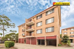 4/25 Mantaka Street, Blacktown