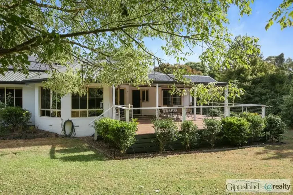 Drouin 5ห้องนอน 5BR Family Haven on 5586m2 with Beatiful Gardens