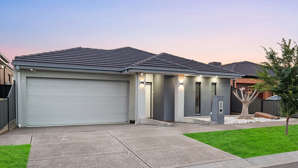 21 Bradshaw Avenue, Craigieburn, VIC 3064