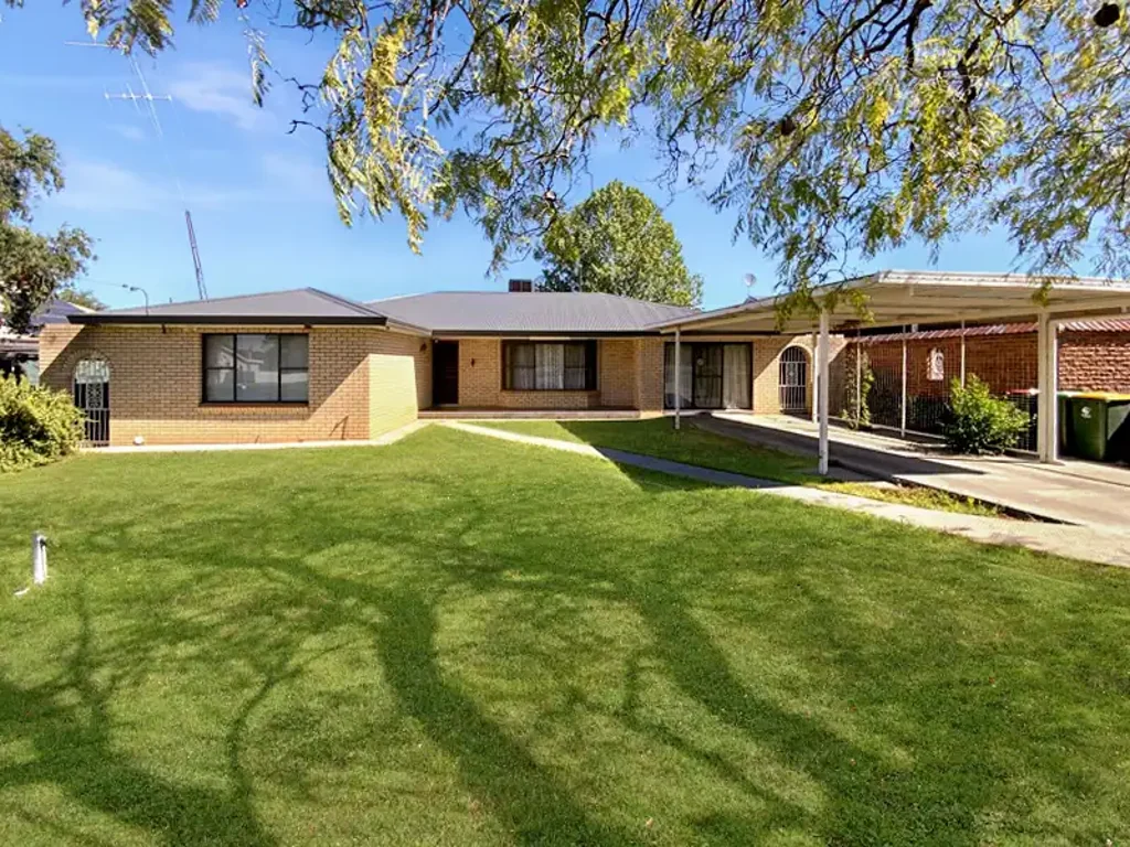54 Patterson Street, Forbes, NSW 2871