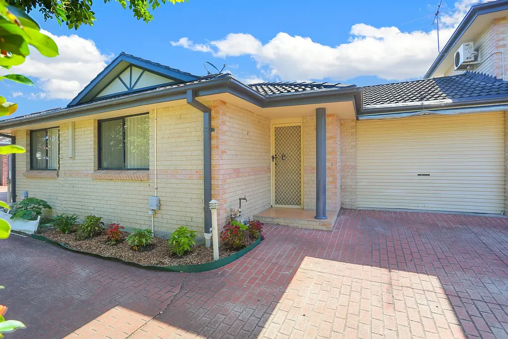 3/19 Girraween Road, Girraween, NSW 2145