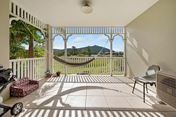 6/12-14 Martinez Avenue, West End