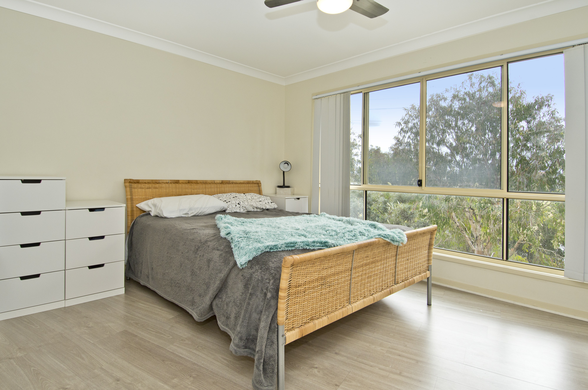 SEBELLA 62-64 MILNE ST, MOUNT WARREN PARK QLD 4207, 0部屋, 0バスルーム, Townhouse