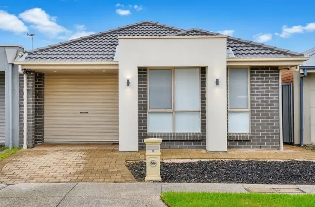 Modern Family Living with Courtyards, Two Living Zones & a Spacious Backyard