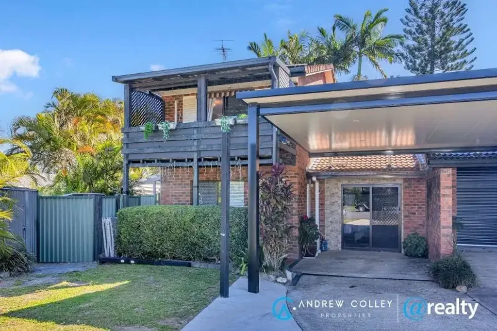 Labrador 2房  Affordable Luxury in Labrador – Highly desirable  Duplex