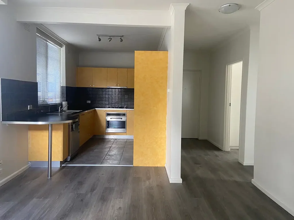 Private Entrance & Driveway - Spacious 2-Bedroom Unit in Prime Carnegie Location!