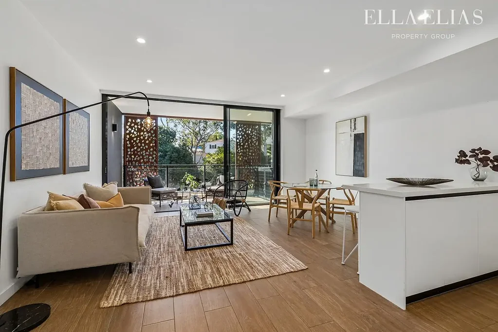 Lane Cove 1房 现代公寓，带宽敞阳台，位于 Lane Cove 中心 Modern Apartment with Generous Balcony in the Heart of Lane Cove