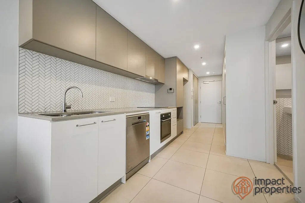 Greenway 2房  Modern Lifestyle Living in the Town Centre !
