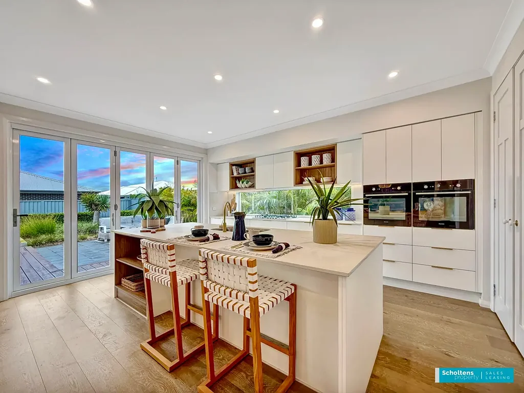 South Nowra 4房  Display Home Now Finalised - Inspect By Appointment or OPEN HOME Saturday 9 April 10:00 - 10:45am
