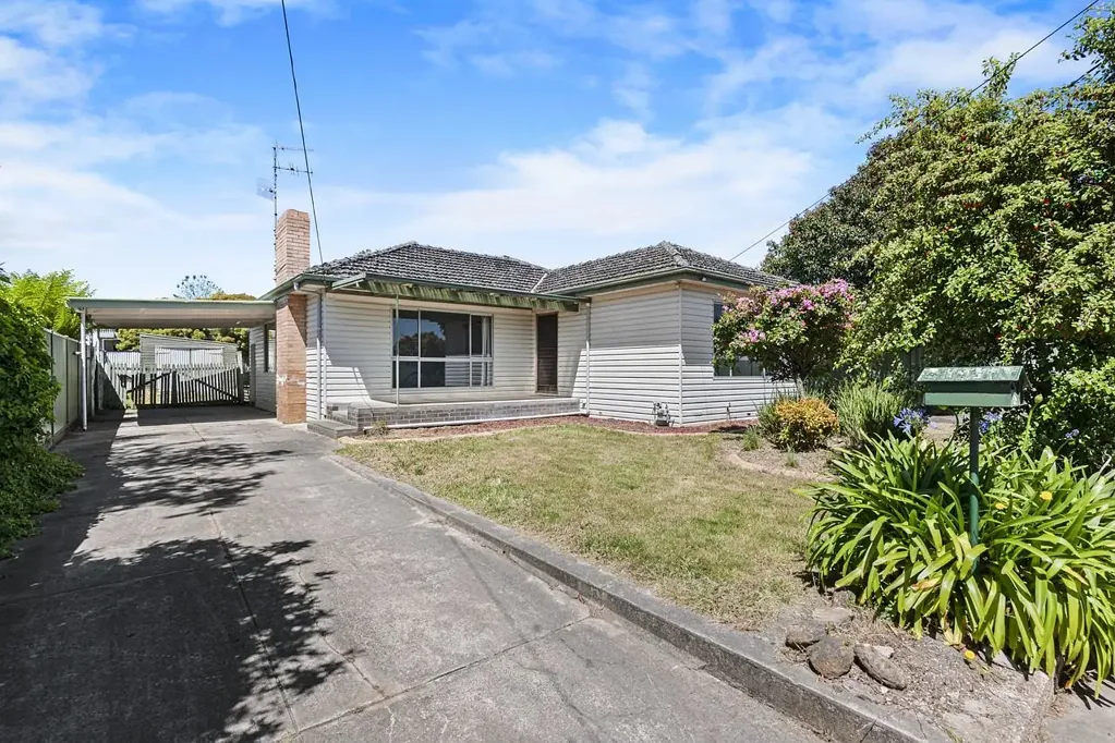 Positioned in a peaceful residential street, this well-presented home offers comfortable family living with a practical layout.