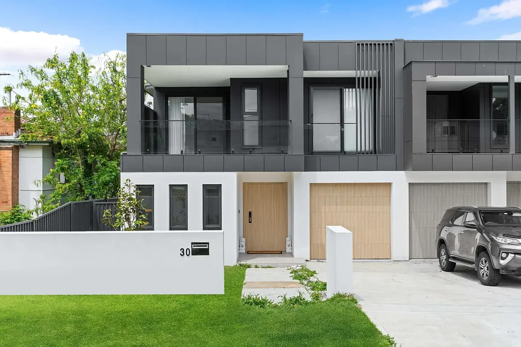 Ermington 5 Bedroom Contemporary Family Luxury Home