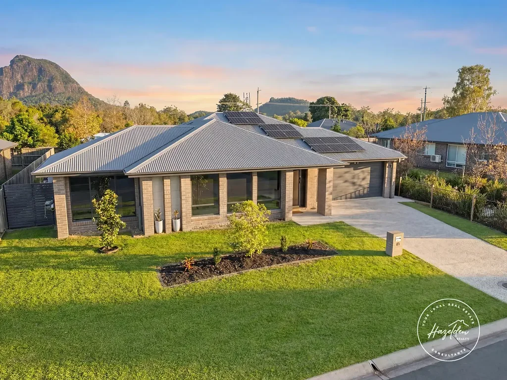 Glass House Mountains 3 Bedroom Modern Living Meets Relaxed Hinterland Lifestyle