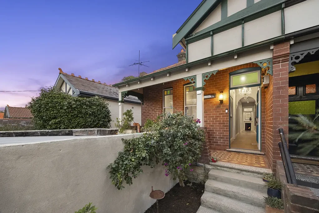 Cammeray 4 Bedroom Federation elegance with meticulous modern renovation