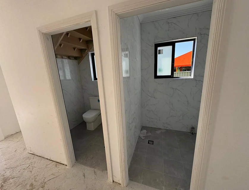 2/23-25 Christie St, Liverpool, NSW 2170, 4房, 2浴, 城市屋