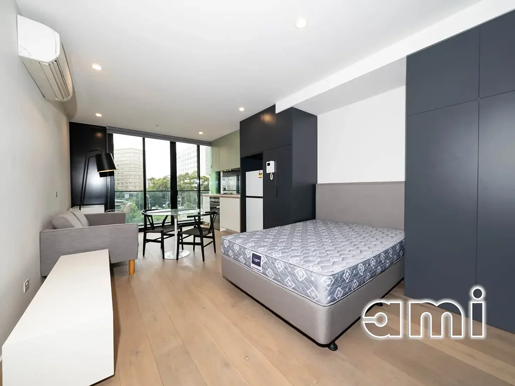 1 bed with furniture