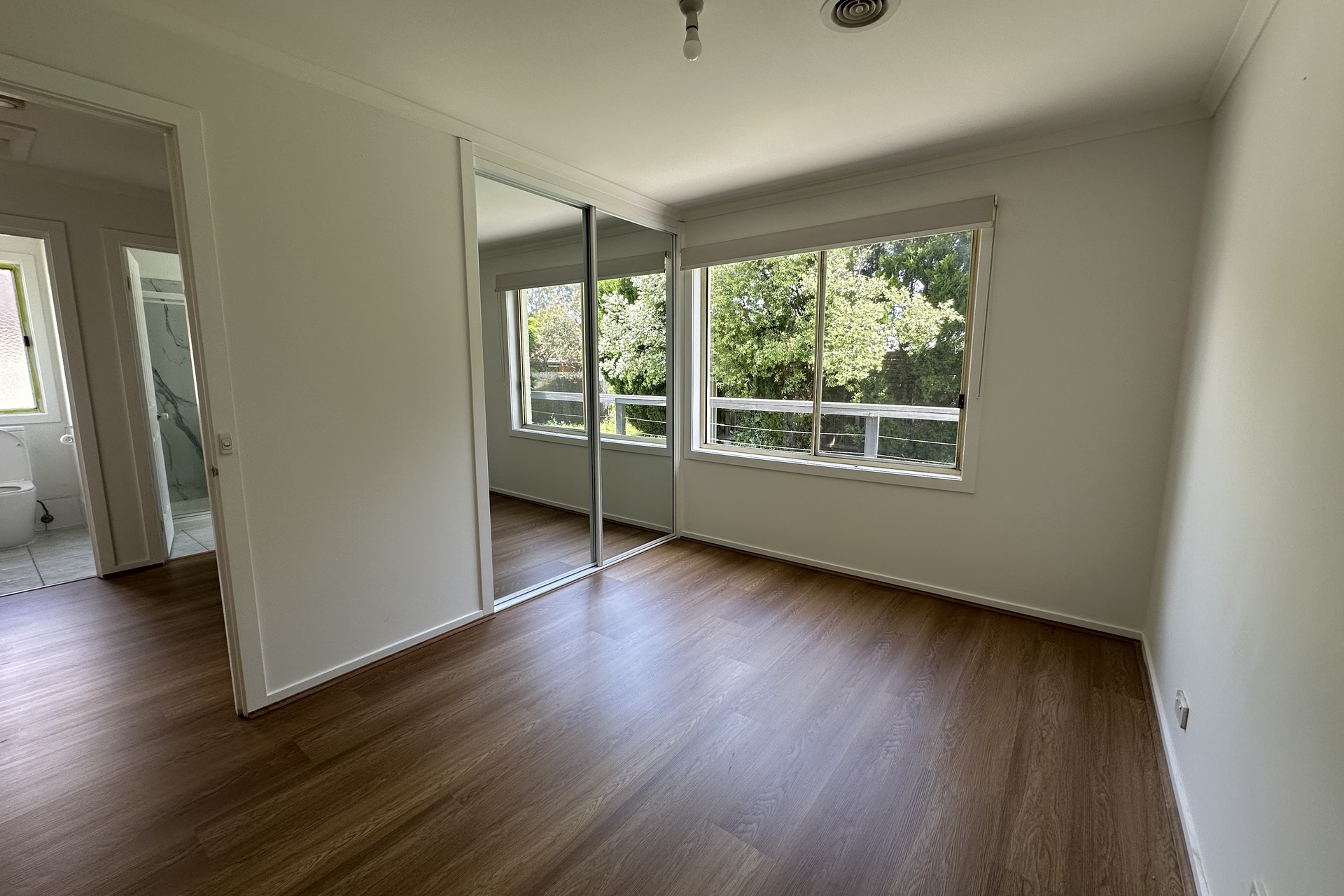 31 HUTCHINSON DR, LYNBROOK VIC 3975, 0 habitaciones, 0 baños, House