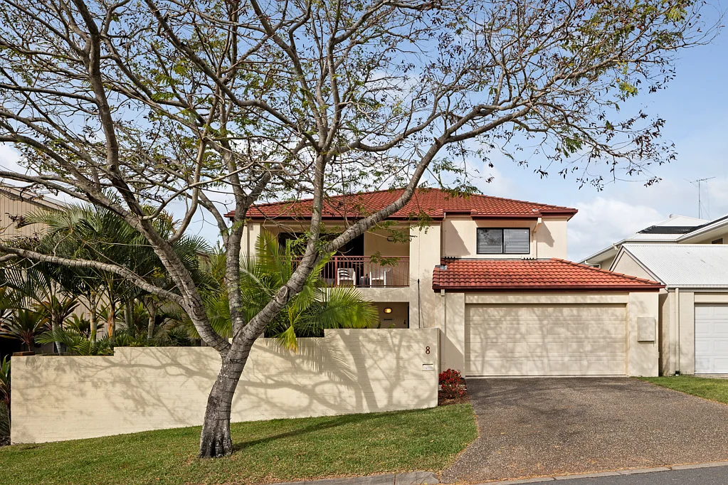 8 Nelson Place, Newmarket, QLD 4051