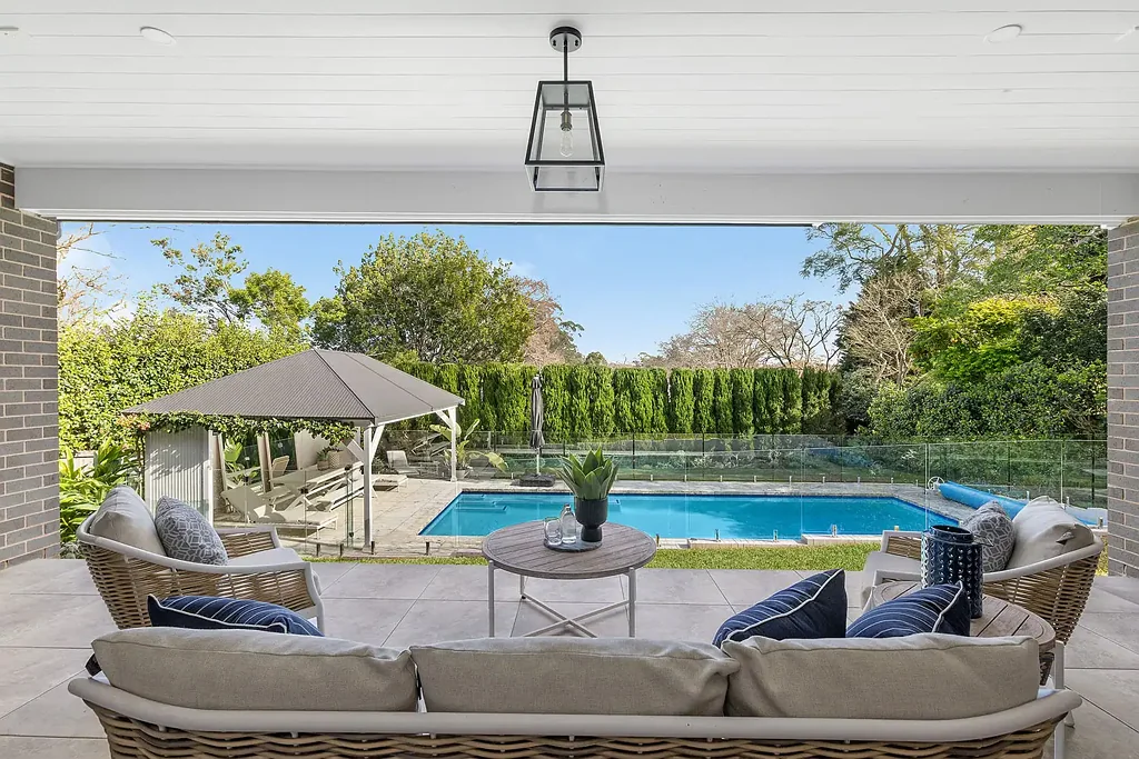 Turramurra 5 Bedroom Stunning Home in Premier Turramurra Street