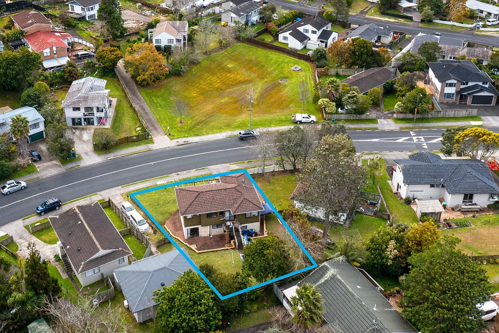67 Oaktree Avenue, Browns Bay, North Shore City, Auckland