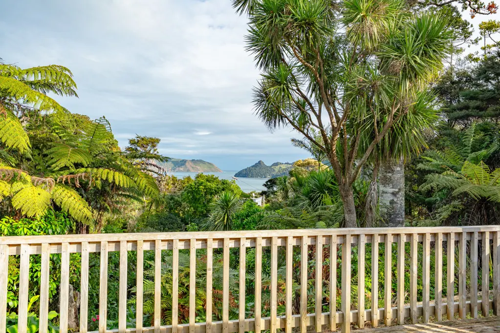 2 Ocean View Road, Huia, Waitakere City, Auckland