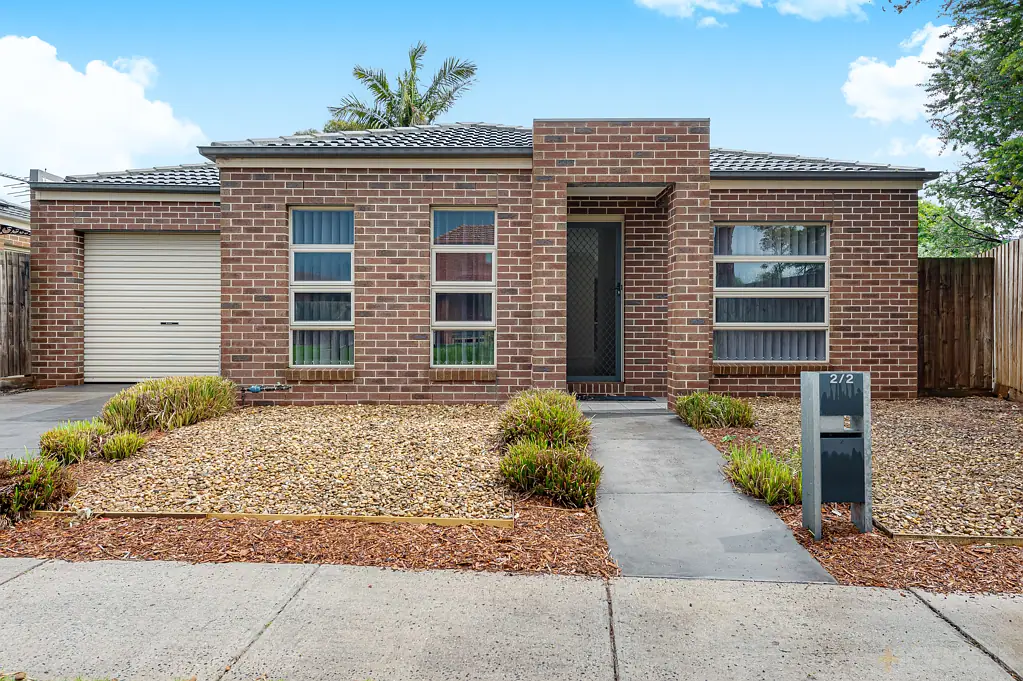 2/2 Lauraville Avenue, Werribee, VIC 3030