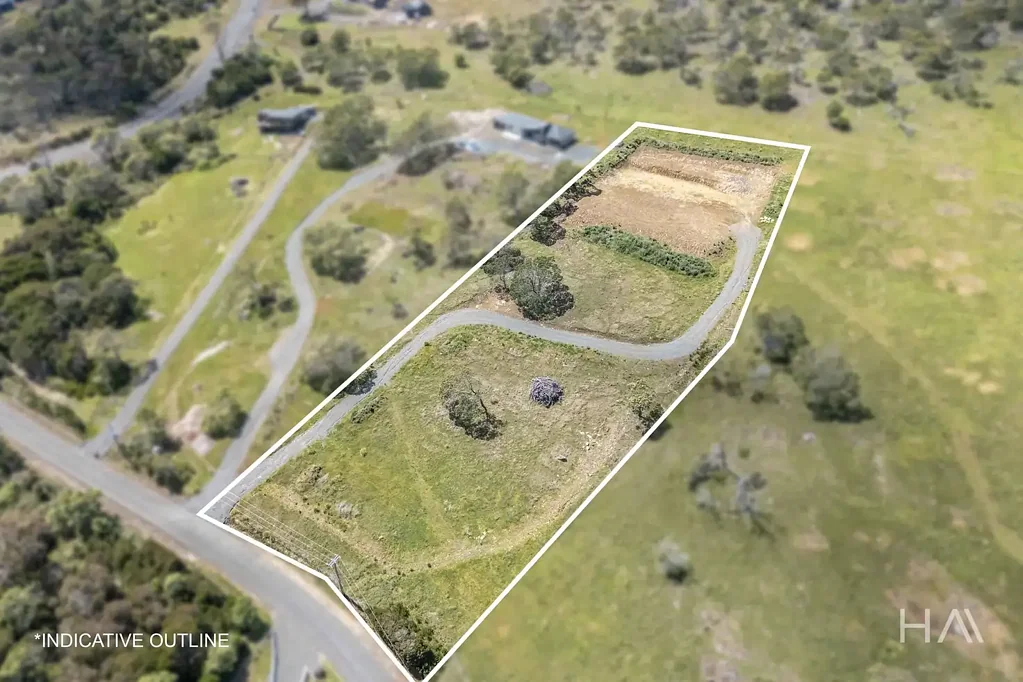 Swan Bay Nature, Privacy, and Lifestyle in One Rare Parcel