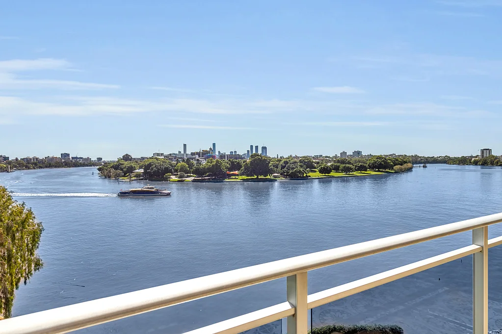 8/2 Sandford Street, St Lucia, QLD 4067