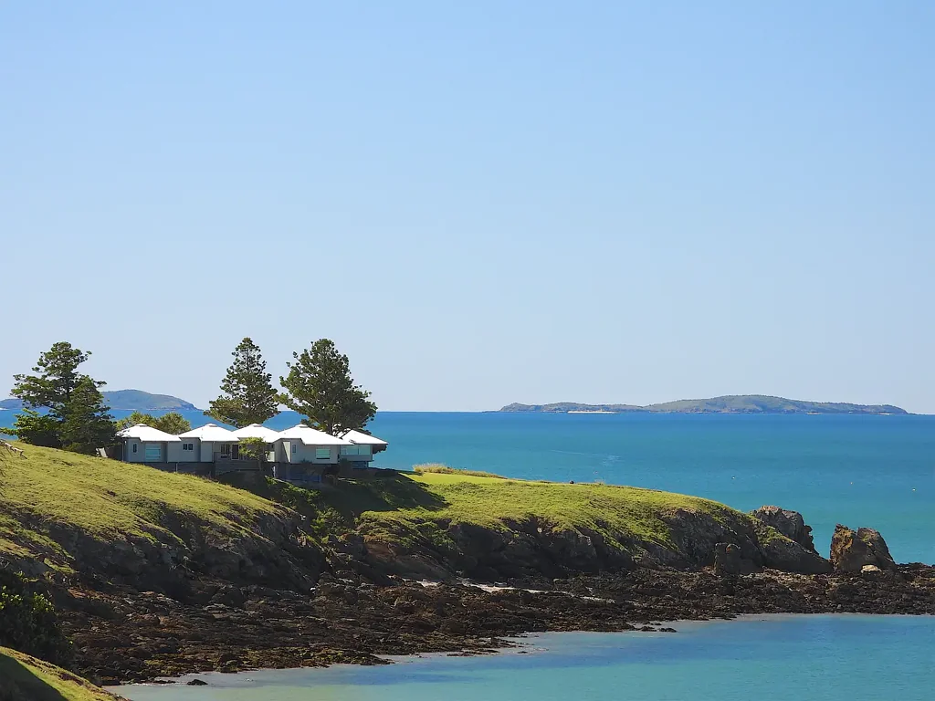 Emu Park 4ਬੈੱਡਰੂਮ A Landmark Property in a World-Class Location