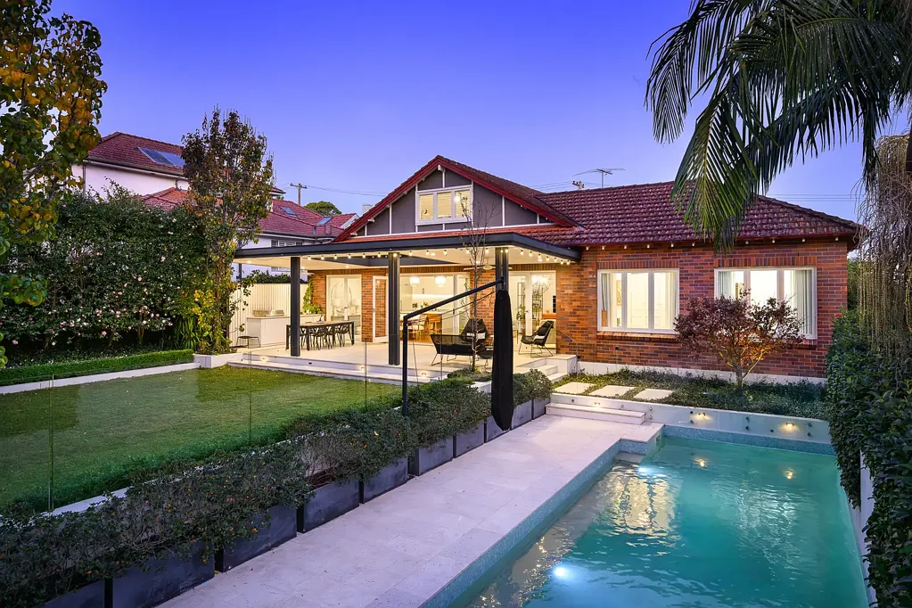 18 Kenilworth Road, Lindfield, NSW 2070