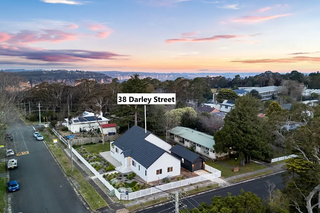 Katoomba 4ਬੈੱਡਰੂਮ ABSOLUTELY STUNNING!