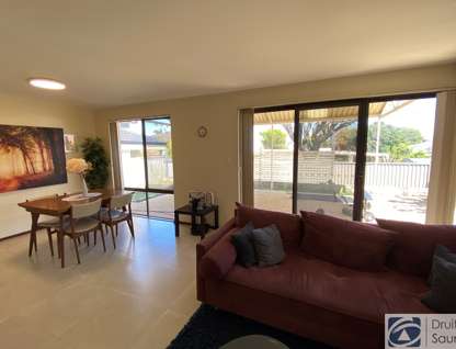 3/27 Robert Street, Como, WA 6152, 3 Bedrooms, 1 Bathrooms, Townhouse