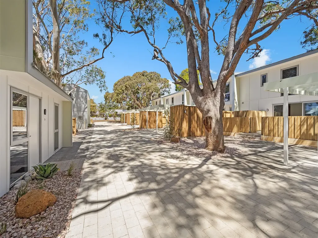 Margaret River 3房  Central, Stylish and New!