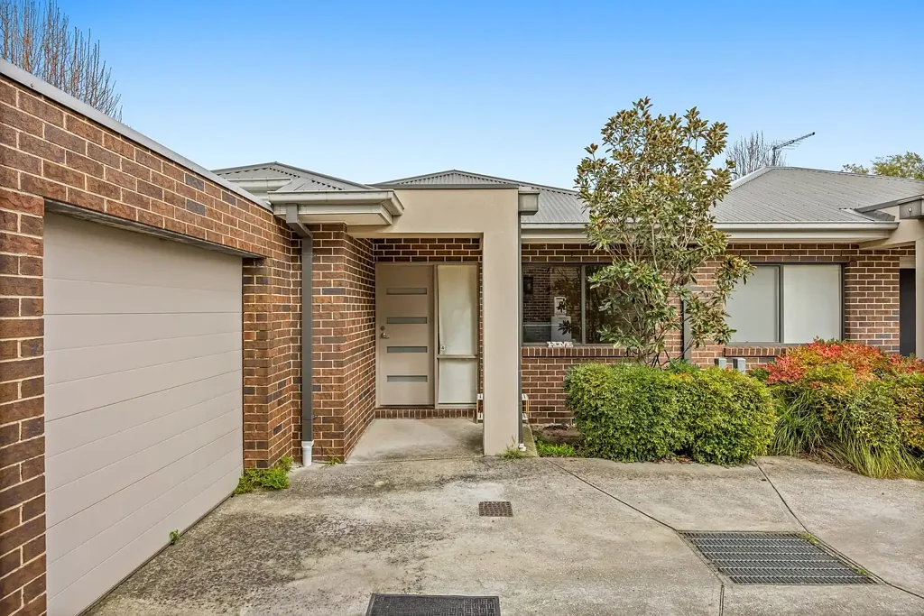 4/109 Golf Links Road, Berwick, VIC 3806