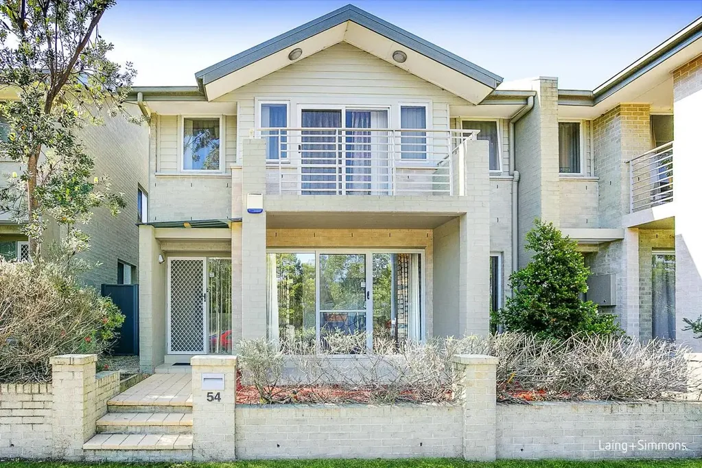 Modern Family Home in a Central Location of Ropes Crossing!