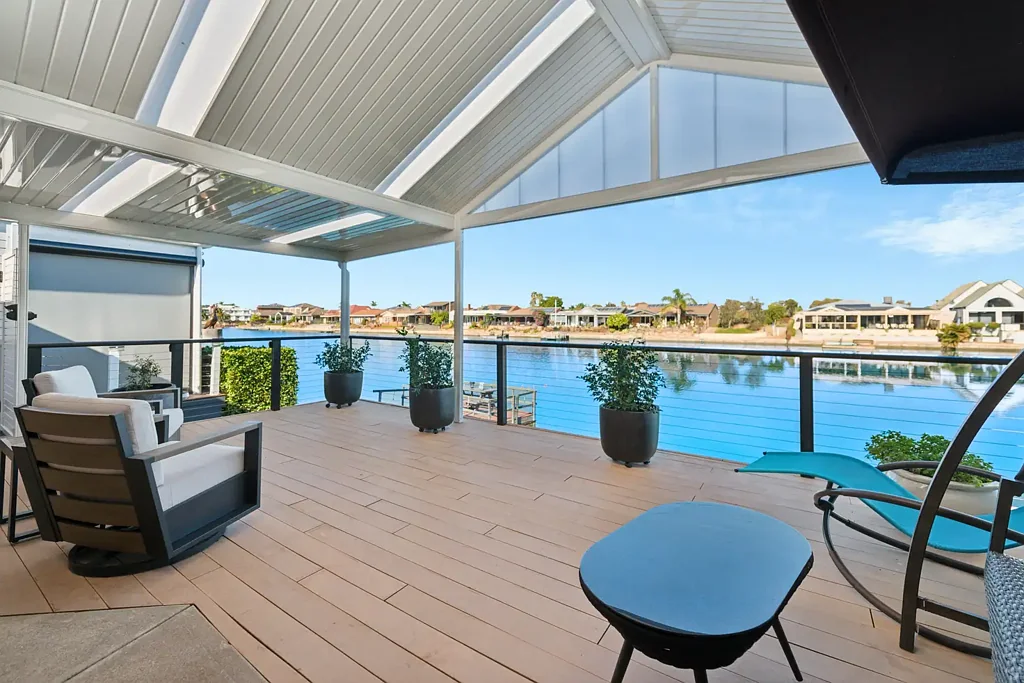 2/8 Hansen Court, West Lakes Shore, SA 5020