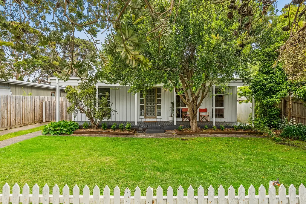 6 Cronulla Court, Barwon Heads, VIC 3227, 3 Bedrooms, 1 Bathrooms, House